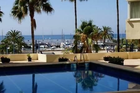 Marbella 2000 아파트 외부 사진